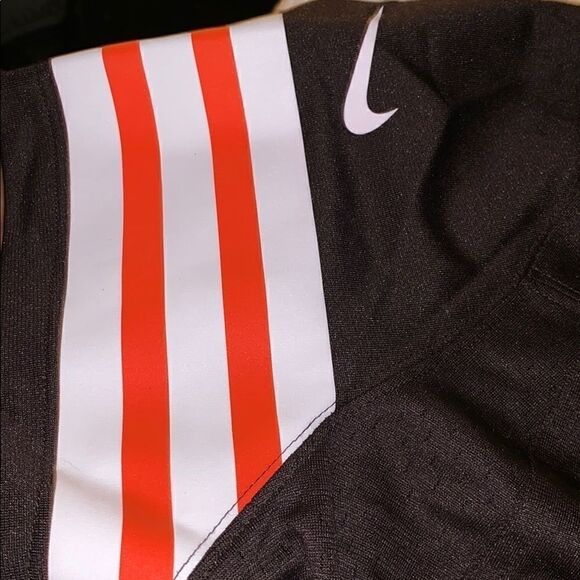 Women’s Cleveland Browns jersey size XL - Picture 4 of 8